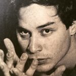 Maurício Branco Instagram - Da serie 30 anos de carreira . Aqui aos 24 anos na peça dirigida pelo argentino Carlos Mathus . Lição de Anatomia 1994 - São Paulo . #teatro #ator #mauriciobranco