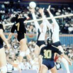 Maurício Branco Instagram - Hoje assistindo um jornal vi um repórter dizendo que Isabel , foi importante para o Vôlei Feminino. Ele errou, Isabel foi importante para o Vôlei Brasileiro . O primeiro pé na porta foi dela quando o Brasil bateu a União Soviética , que eram as atuais campeãs olímpicas no Ginásio do Ibirapuera lotado em São Paulo. Dali , que veio o Bernard e o resto da História todo mundo sabe , que hoje , o vôlei , é o segundo esporte do Brasil . Somos Bi campeões olímpicos pelo feminino e Tri pelo masculino.. Isso graças a ela . A mulher que saltava um metro do chão, as vezes com um filho de 7 meses na barriga . Tenho a sorte de ser amigo de sua filha Pilar Salgado que pretendo abraçar amanhã neste momento dão dolorido . Meus sentimentos a familia desta guerreira , musa inspiradora .Vai na Luz Grande Isabel !!!