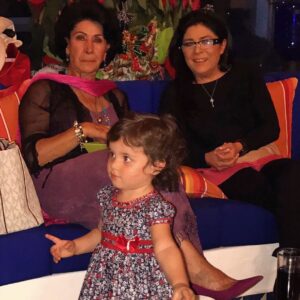 Mauricio Aspe Instagram - Hoy termina el día de mi madreeee #Lucia 30 y empieza el de mi otra madre @victoriaruffo y mi hija más pequeña #BabyKala 31 de mayo🙏🏻 que fin de semana mas complicado jajajajaja #FelizCumpleaños