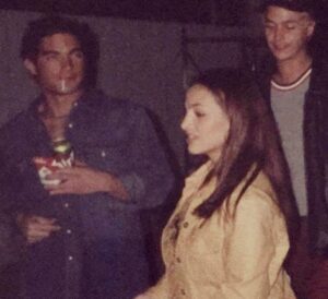 Mauricio Aspe Instagram - #TBT @fabiolacampomanes @victorgonzalezactor Hoy Nos Toca Recordar!! 😂🤣❤️😘🔥🙏🏻 #Kim #Katia #Medusas #SomosDelSigloPasado #YLoMejorDeEste #LaTiza #KatiaAbreLosOjos 😂🤣❤️😘