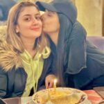 Mawra Hocane Instagram - sister in love 🎂 @aaimamushtaq Islamabad, Pakistan