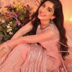 Mawra Hocane Instagram – Happy diwali to the Hindu community in Pakistan 🇵🇰 & across the globe 🌍 

Lots of love ❤️ & lots of light 🪔