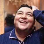 Max Talisman Instagram - The giant smile you have when preproduction has begun on the movie you’ve spent the last four and a half years creating 💫🤍 Things Like This 🤍💫 Photo by @tommy_flanagan Styling by @styledbyambika Grooming by @robertti @thingslikethismovie The Tri-State Area