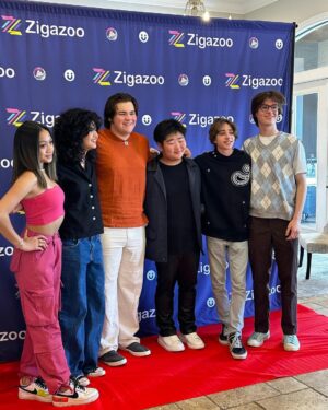 Maxwell Acee Donovan Instagram - I don’t even have enough slides for all the Epicness at the @zigazooapp launch last weekend😭🤘🎉 so much fun 🥳 probably gonna need a second post for the other photos bahaha

#zigazoo 

PS. Swipe to the end for a super sick .5
