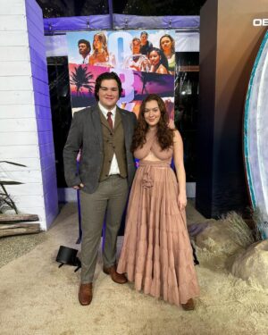 Maxwell Acee Donovan Instagram - @obx premiere was seriously the coolest night ever 🤘 

Also to everyone who I saw all night and somehow didn’t get pics with, I LOVE YALL WE NEED MORE PICTURES 😭

#obx #netflix