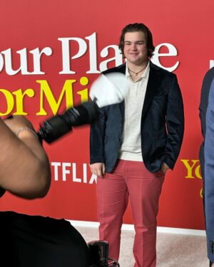 Maxwell Acee Donovan Instagram - Last one got deleted so trying again lol #yourplaceormine Premiere and Party last week 🥳 so much fun and SO GOOD!!