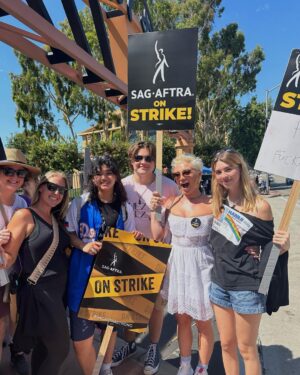 Maxwell Acee Donovan Instagram - Picket 

#sagaftrastrong