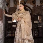 Maya Ali Instagram - Combination of History, grandeur and Empowerment. So Happy to be part of a campaign by @mohsin.naveed.ranjha which is not only about royalty, grandeur and clothes, its also about empowerment as all the proceeds from Mohsin's new collection Zarlish volume 4 is going to Bibi Munazza foundation for the education of Young girls 📖✨ @mohsin.ranjha_dino Photography: @shahbazshaziofficial Jewellery: @allurebymht Styling: @yash645 Hair & Mua: @sunil_mua #mnr #mnrdesignstudio #mohsinnaveedranjha #mayaali #festiveunstitched #zarlishbymohsinnaveedranjha #womenempowerment #talpurdynasty