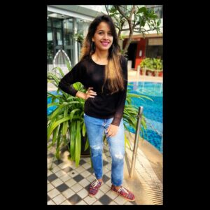 Mayuri Wagh Instagram - Black is my happy colour.. ❣️🧿
.
.
.
#throwbackthursday #black #happy #positivevibes #only #believe #magic #happyface #happylife #happysoul #mayuriwagh #marathiactress