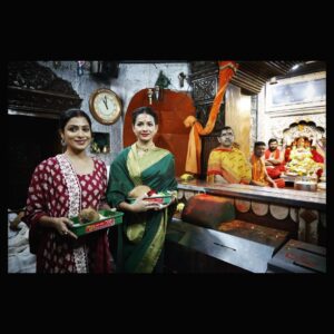 Mayuri Wagh Instagram - एकविरा आईचा उदो उदो…🙏🏼
'आशीर्वाद तुझा एकवीरा आई' ❣️ 
.
.
.
#ashirwadtuzaekviraaai #ekviraaai #positivity #blessed #promotiondiaries #actorslife #newshow #promotion #newbegining #sonymarathi #positivevibes #happyfaces #happysoul #mayuriwagh #marathiactress