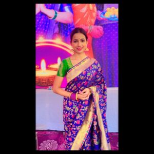 Mayuri Wagh Instagram - दिपावलीच्या हार्दिक शुभेच्छा …❣️
.
.
.
#diwali #diwali2022 #festivewear #festivevibes #festiveseason #saree #love #traditional #lights #love #positivevibes #happyface #happylife #happysoul #marathiactress #mayuriwagh
