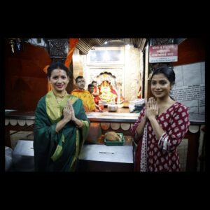 Mayuri Wagh Instagram - एकविरा आईचा उदो उदो…🙏🏼
'आशीर्वाद तुझा एकवीरा आई' ❣️ 
.
.
.
#ashirwadtuzaekviraaai #ekviraaai #positivity #blessed #promotiondiaries #actorslife #newshow #promotion #newbegining #sonymarathi #positivevibes #happyfaces #happysoul #mayuriwagh #marathiactress