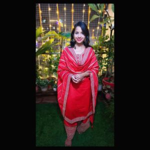Mayuri Wagh Instagram - Diwali 2023…❣️🧿
.
.
.
#diwali #festivaloflights #celebration #red #love #happyface #happylife #happysoul #mayuriwagh #marathiactress