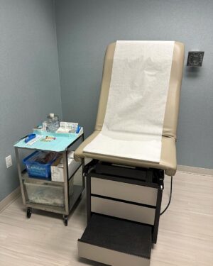 Meaghan B. Murphy Instagram - Pat + I went on a HOT 🔥date...for comprehensive all-day medical 🩺 exams at @princetonlongevity 🏥What could be more romantic than ensuring we grow old AF together?! 💝

Reality check: My father was 66-years-young when he passed away from undetected Stage 4 pancreatic cancer. My husband's dad was only 51 when we lost him to kidney cancer. I LOVE my husband. We're NOT 'til-death-do-us-parting like that! 🤵💒👰‍♂️

So, instead of some romantic anniversary getaway, we booked a "trip" to Princeton Longevity Center in Princeton, NJ. (There's also locations in NY, CT and VA.) PLC specializes in prevention. The doctors want to take care of you BEFORE you are sick! Their mission is to keep you well and out of the hospital. Yes, please!

The experience was eye-opening and empowering. I'm going to share our 8-hour visit over several posts because vacation 🌴snaps get that much love. Stay tuned to the 'gram for an inside look at the exam day, which consisted of an extensive series of diagnostic 🩻 and screening lab 🧫 tests, cardiovascular and cancer screening imaging⚕️tests, nutritional consultations, individualized fitness assessments and exercise recommendations—EVERYTHING you need to know to start taking charge of your future health. 

Link in bio to learn more.

Also! Fit = @spiritualgangster x @kendalltoole 

#princetonlongevitycenter #princeton #preventativehealth #preventativemedicine #preventionisbetterthancure #healthjourney #fcancer