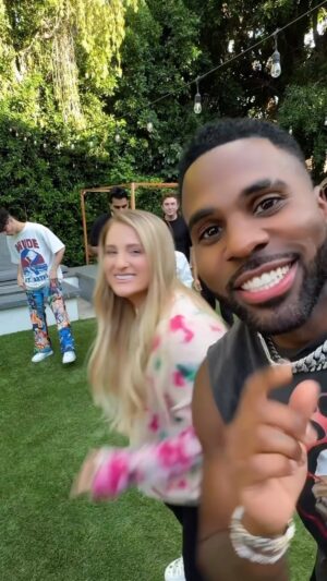 Meghan Trainor Instagram - Choose Your Character 🕺🏾 #HandsOnMe Oct. 13th @meghantrainor @leendadong @adamw @ashleynocera @keemokazi @spence @darylsabara