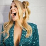 Meghan Trainor Instagram - 20 week pregnancy update: 1. Crazy round ligament pain 2. Performing #MadeYouLook on @australianidol tomorrow night 3. Constipated af 😘💙 wish me luck🤪 #20weekspregnant #roundligamentpain