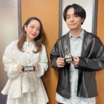 Megumi Han Instagram - 🙊　🙉　🙈 チーム・アトモン。 アニメトレンド大賞にて、榎木淳弥さんと。 Xに載せてたジャンフェスの写真も、ついでに。 流行りのポーズってよくわからなかったから とりあえず榎木くんにギャルピと動脈ピースしてもらったよ。 チーム・アトモンがそろうと いつもマネージャーさんが写真を撮ってくれます。 あ、そうそう、私、アトミックモンキーなんです。（いまさら）