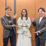 Megumi Han Instagram - 🏆　#日本アニメトレンド大賞　🏆 『【 #推しの子 】』が アニメソング賞と 今年の大賞を頂きました！！ 数多ある作品の中から、大変光栄に思います。 『【推しの子】』を生み、育み、支えて下さるすべての方々に、改めて感謝を。 そして、国内外問わず、さまざまな形で愛情を届けて下さった皆様、本当に有難う御座いました。 本来であれば、星野家の皆さんにお越し頂くことが望ましかったのかもしれませんが、そんな推しの子たちの立役者であり功労者の吉岡さんと山下さんと共に、この賞を頂く場に立ち会えた事が、とても嬉しかったです。 この賞を現場の皆さんとも分かち合い、来年の2期に向けて、私自身も英気を養って参ります。 2024年も『【推しの子】』を宜しくお願い致します。