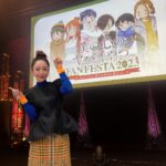 Megumi Han Instagram - 『僕の心のヤバいやつ』FANFESTA 2023 ⭐︎karte.12.5 僕らは渋谷に集まった⭐︎ ご来場ありがとうございました！！ なんとも賑々しい朗読に 幸せのため息が漏れ出る1期の振り返り 今にも駆け出しそうな想いに脈打つライブ この世のすべてを溶かす2期の1話を先駆けて 皆さんにお届けしました。 昼と夜、それぞれ、最後の挨拶でもお話したのですが… 昨日一日、イベントを通して、それぞれのコーナーが、こう、バトンを渡していくように、想いが募っていくのを感じたんですよ。 だから、イベントを挟むようにして構成された朗読劇の後半で、みんなそれを受け取って掛け合っている感じがあって、それが凄く良くて…。 もしイベント全体がリレーとなっていたのなら、最後、受け取ってくれるのは、観客席の皆さん。アンカーです。 この幸せな空間が皆さんに届いて、さらに広まっていくと、いいなぁ。 コロナ禍ではじまった『僕ヤバ』のアフレコ。 はじめは4人ずつで収録してたんです。 市川役の堀江くん、山田役の羊宮ちゃんを、他の2人で囲む形で。 それはそれで、緊張感があって、この尊さを保ったまま受け止めるのが、大変（歓喜）だったんだけど… 迎えた2期の収録は、8〜10人で収録ができるようになって… 市川と山田の、この2人の掛け合いを、空気感を、みんなで守っていこうとする、この感じがまた、物語と重なっていって、とても素敵でね。 1期でも、2人以外で関わりはあったけど、この1期の積み重ねがあって、また世界が開けて、近づいて、より一層、関わり合っている感覚が強くなっていったんです。 2人がいる、この根底から、家族、友人、先輩、先生、クラスメイト、いろんな人から、またより2人を知るというか。 だから、それがフィルムにそのままのっかってて、なんか、泣けちゃうんだよね。 愛がすぎるんですよ、現場の。携わるすべての人の。 ・・・さてさて、長く語ってしてしまいましたが 2期の放送スタートまで、あと1ヶ月ほど。 おあずけ状態で迎える年末年始も悪くない。 原作を読みながら 1期を見返して頂きつつ 配信されたばかりのツイヤバにとろけて 共に融解し、新たな一年を迎えよう。 誰かの幸せを願える事の尊さを噛み締めて… 僕ヤバのすべてに感謝を…！ 声を、拍手を、聞かせて下さって、想いを届けて下さって、本当に有難うございました！ 引き続き、僕ヤバを、市川と山田を、宜しくお願い致します！ LINE CUBE Shibuya