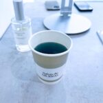 Megumi Han Instagram - 🫧 ❄️ 🛁 🪞 🍽️ 🧊 🫧 雪と青と花を。 朝から大好きな青に包まれた素敵な空間で お衣装を新調しました。 今月末と、年明けのために🤭 お心遣いという名の有難いパワーを受け取って ステージに間に合いそうです。 ありがとうございます。 ⌘____________________ 私はいつも自分で衣装を選ぶ事が多いです。 お洋服が好きなので、作品や役の事を思い浮かべながら、色味や雰囲気を考える時間が、気分転換だったりします。 こういうイメージで合わせていったら、見てくれる、来てくれる人たちにも、喜んでもらえるかなとか。 演じさせて頂く役のおかげでチャレンジできる色味もあって、楽しいです。 ____________________⌘ そして、本日、一区切りを迎えました。 もっと旅をしたかった気持ちもありつつ この名残惜しさは、恋しさのようなものなので。 それを感じられることは、本当に幸せなことだなと思います。 2023.11.14 追記 #MURRAL #SalondeMURRAL #tokyo #代官山 #daikanyama