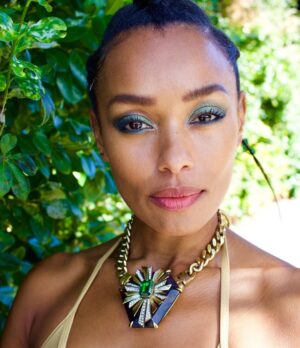 Melanie Liburd Instagram - Happy Sunday. Season 2 of @ghoststarz is now on @starz app yay!