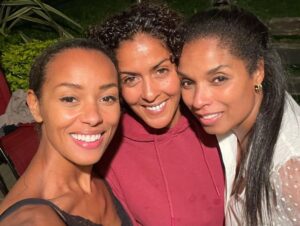 Melanie Liburd Instagram - What a pleasure it's been traveling with @americanair this past year. Reuniting with my family and friends after two long years and oh so many little adventures. New York, LA, London, Nashville, Mexico. #AmericanAirPartner