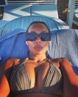 Melanie Liburd Instagram - Double the books half the time. Audio book kinda smugness 📙😉