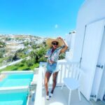 Melanie Liburd Instagram – Greece my happy place 🤍 Mykonos, Greece