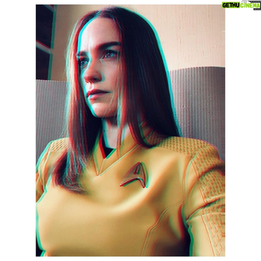 Melanie Scrofano Instagram - Captain’s Log: I am freaking out. Had good pancakes, coffee and coitus. Bossed people around and made people call me Sir. Was a great day. Looking forward to more. ✨ Now where did I leave my keys…. Airs today on @paramountplus #startrek #strangenewworlds @startrekonpplus