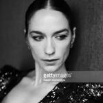 Melanie Scrofano Instagram - A #tiff story: 1. I’m so happy to be here! 2. It costs HOW MUCH to remove a watermark? 3. ……………. 4. I love watermarks. I was born with a watermark. This watermark is part of my soul. Stop staring at my watermark. 💄 @mar_gordon, retiree and poet 💇‍♀️ @aniyanandybeauty, Silver Lake enthusiast #TheEndOfSex #TheBeginningOfWatermarks @vortexmediainc #DoIReallyNeedToTagGettyImagesOr……..
