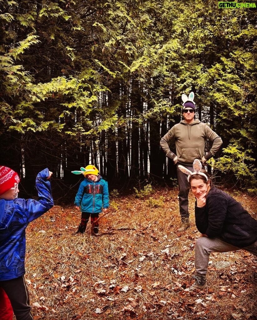 Melanie Scrofano Instagram - (Easter) Sundays are for haulin’ (Easter) stones. There’s a special place in Heaven for nature lovers, that’s what I always say ♥️🐣 🌲