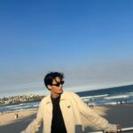Metawin Opas-iamkajorn Instagram - Chillin Bondi Beach