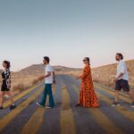Metin Akdülger Instagram - Manastır Yolu / Mardin 🌈😎🤘@mehmet.gunsur @melisasenolsun @berenn_saat 🍻💫 📸 @yigit__eken