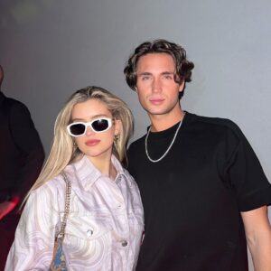 Mia Healey Instagram - <3
