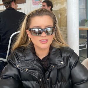 Mia Healey Instagram - Right