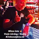 Michael Brinkenstjärna Instagram - Det är dags igen 👊 Varje Lördag ! Mr Brink avslöjar allt om Nöjesbranschen ! Saker som ingen annan vill tala om 😂 www.hitcity.se #radio #instagram #instagood #mylife #brink #brinkenstjärna #dj #djs #pioneerdj Sweden stockholm