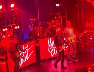 Michael Brinkenstjärna Instagram - Succé & Utsålt för 80 talets Artistgiganter som lyfte Luciakvällen 13/12 på Nya Circus / Stockholm 🏆 Www.artistscandinavia.se #80s #music #sweden #circus #lasselindbom #danhylander #ankibaggersfanclub #mikaelrickfors #shaboom #noice #peothyren #dagfinn #magnumbonum #snowstorm #instagood #instagram #brink #brinkenstjärna #stockholm 

Lasse Lindbom Dag Finn Dan Hylander Dan Hylander Ankie Bagger Peo Thyrén Mikael Rickfors Katrina And The Waves Magnum Bonum SNOWSTORMI Circus, Djurgården