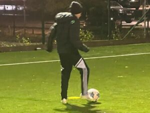 Michael Brinkenstjärna Instagram - Zööönda .. Im Back & Feberfri ! Efter 6 dgr med 38 & 39 grader.. har aldrig hänt förr .. så blev det ett corona test .. men negativt ! Tack för alla ❤️ ”krya på dig ” mess etc . Nu Hemläxa  för Milo - Teknikträning minst 1 timme per dag förutom all annan  träning  5 pass i veckan + matcher ! Framgång kommer inte av sig själv & är inte gratis ! Mr brink 🏆🔥#dif #fotboll #milo #mylife #training #sweden #fotball #workinghard