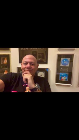Michael Brinkenstjärna Instagram - Är Du Redo ! Premiär 2024 idag ..Lördagar 16-18 för Radio Brinkenstjärna på .. www.hitcity.se ! Jag lyfter dig 🙏 Promise 🏆