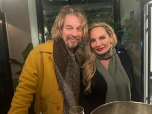 Michael Brinkenstjärna Instagram - Det blev En Helt Oväntad Fantastisk kväll i Goda vänners lag som bästa Nisse chefade ihop 🏆 å Patrik Isaksson ägde scenen 🔥Världsklass 💪 Mr Brink #brink #brinkenstjärna #dj #djs #instagram #instagood #famous #mylife #music