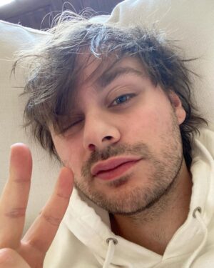 Michael Clifford Instagram - it’s been awhile - staind 2001