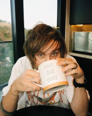 Michael Clifford Instagram - you’re already everything 🥹 baby clifford 11/11/23 🤍