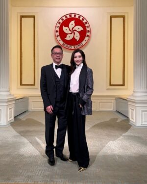 Michelle Reis Instagram - 💜

Thank you Gerald for having us at this fund raising gala last night.

#communitychest