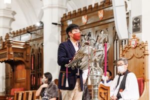 Michelle Reis Instagram - ⁣
⁣
⁣
Throwback to The Fayre of St John’s in support of Maggies Cancer Caring Centre.⁣
@maggiescentrehongkong⁣
.⁣
.⁣
.⁣
#biblereading⁣
#motherandson⁣
#stjohnscathedral ⁣
#goodcause⁣
#2022