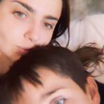 Michelle Renaud Instagram - En este cumpleaños tengo muuucho que agradecer !! ♥️✨🫶🏻 Ha sido un gran año, con muchos cambios súper afortunados.. ósea que mi deseo es que la vida siga así de bonita. ♥️✨ Este audio de Marcelo es mi regalo más grande.. si voz me llena el corazón 🤍🤍 GRACIAS A TODOS POR SUS MENSAJES!! Estoy de viaje y no tengo señal,justo para desconectarme 🙃Pero agradezco mucho su cariño !🥰