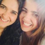 Michelle Renaud Instagram - FELIZ CUMPLEAÑOS a mi hermana,cómplice, psicologa, amiga favorita en el mundo !! Te amo con todo el corazón y deseo sigas siendo tan feliz como lo has sido siempre , llena de amor y de muchas bendiciones. 🎉🎉💗💗💗