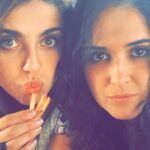 Michelle Renaud Instagram - FELIZ CUMPLEAÑOS a mi hermana,cómplice, psicologa, amiga favorita en el mundo !! Te amo con todo el corazón y deseo sigas siendo tan feliz como lo has sido siempre , llena de amor y de muchas bendiciones. 🎉🎉💗💗💗