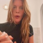 Michelle Stafford Instagram - Hey Beauties!! Just coloring my hair with you :) and please remember we are still offering 20% off at SKIN NATION 💛 the code to use at the check out is “truelove20” it’s the same code on our Amazon store too! Plant-based skin care that is healthy is the best thing to get for Valentine’s Day!! That’s the way to say “I love you”. Soon…. We will be offering hair products as well. So so so so so excited for this.!! In honor of that I have shown you my secret sauce for my red color in this video ❤️ go check us out at @skinnationbeauty