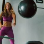 Michelle Stafford Instagram - HELP. That’s right. Getting it all in shape. Thank you @boxingrxglendale and to my boxing trainer Steven. I let myself get super weak the last few years. I am on a journey to be in the BEST shape of my life. Some people say it can’t be done. I say… BS. Skinny is not the goal here. Fit and healthy and strong are the goals. Boxing is a choreographed activity. It’s great for your mind. SO great. It ain’t easy. But soon I’m gonna box @ericbraedengudegast we already discussed it💜