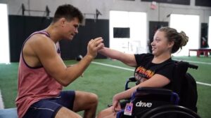 Mickey Gall Instagram - I got to teach some boxing to this little superstar @aubrey_beast20 last week @barwismethods . She is going back home to Ohio we are all going to miss her beautiful smile and energy so much . I’m excited to connect her with my friends @immortalmartialarts so she can continue her training at home!

📸 @adlergarfieldphoto